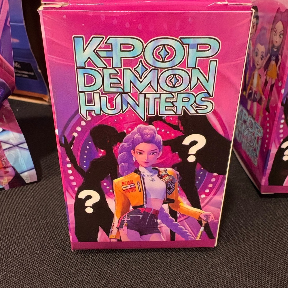 K-Pop Demon Hunters Collectible Box